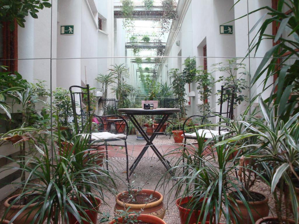 Hostal Puerta Carmona إشبيلية المظهر الخارجي الصورة