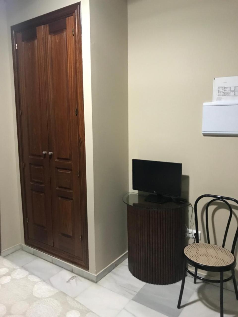 Hostal Puerta Carmona إشبيلية المظهر الخارجي الصورة