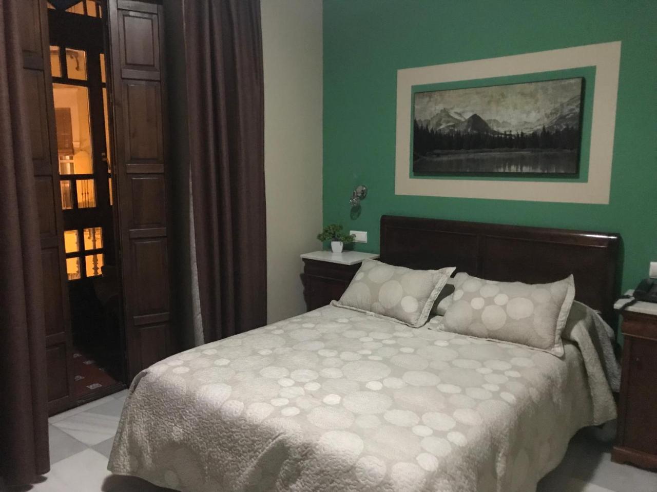 Hostal Puerta Carmona إشبيلية المظهر الخارجي الصورة